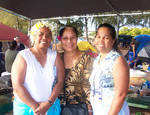 Ketia Scott (middle) with friends